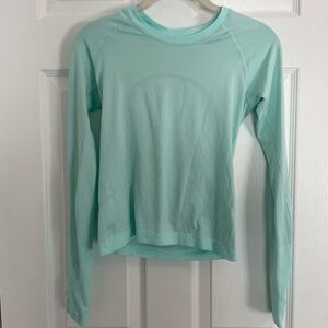 Lululemon Women's Aqua Long Sleeve Top